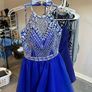 Girl’s formal dance dress